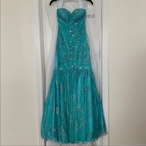 Prom Dress Prom Dress - Picture 2 of 8